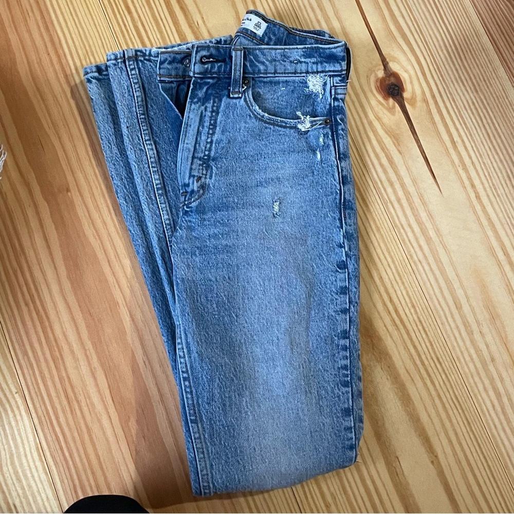 Abercrombie jeans size 23